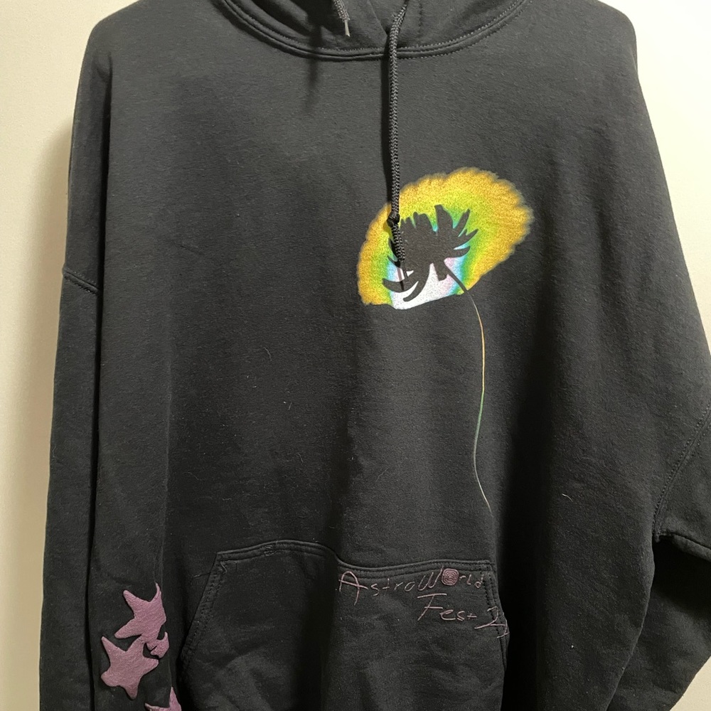 Astroworld Houston Fest Hoodie Size XL (New) got it from sneaker flea.